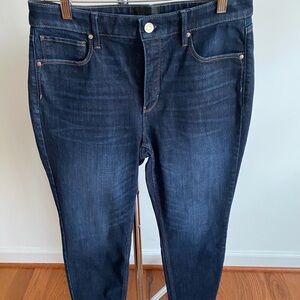 Women’s White House Black Market High-Rise Slim Sculpt Jeans. Size 10S
